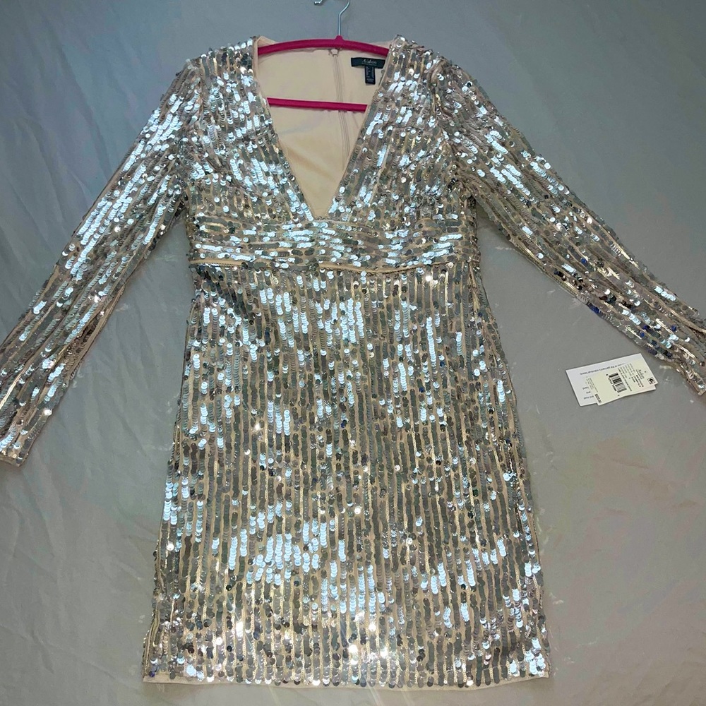 Aidan Mattox long sleeve sequin dress size 8